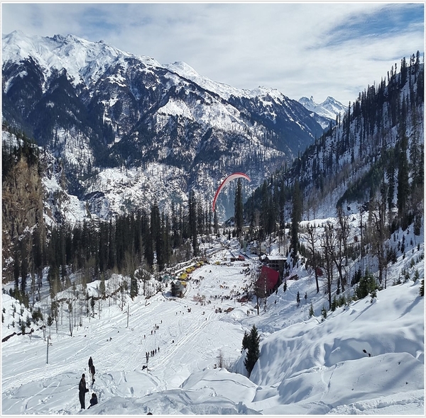 Manali & Kasol Group Tour